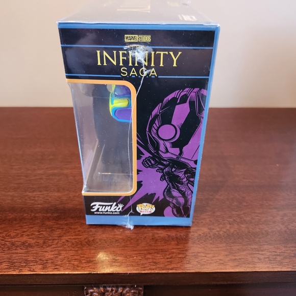 Funko Pop! Marvel Figure The Infinity Saga With Tshirt - Picture 3 of 5